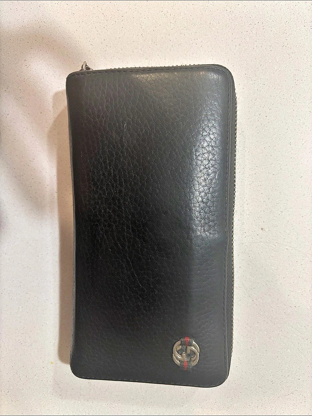 Mens Gucci Interlocking G Zip Around Wallet Black
